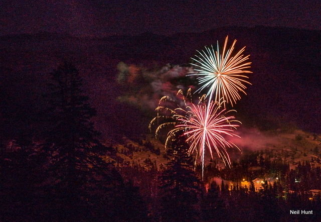 Fireworks In Bear Valley Start Off 2016 With A Bang!  ~ Photos By Neil Hunt